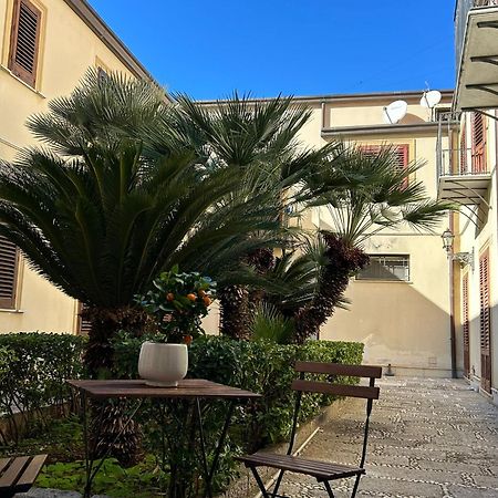 Corte Dei Re Di Palermo Apartment Luaran gambar
